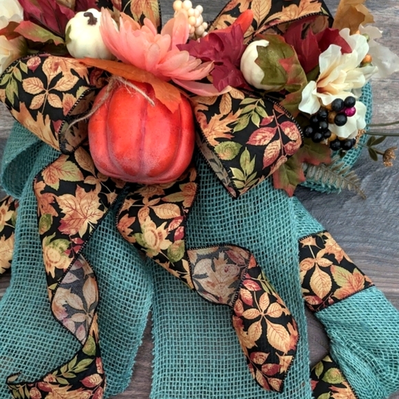 Beautiful Burlap Square Autumn Wreath - Picture 7 of 14